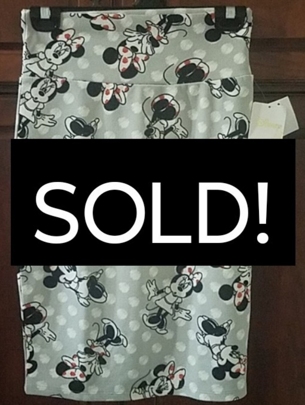 🌹NWT LuLaRoe Disney size XS Minnie Mouse skirt
